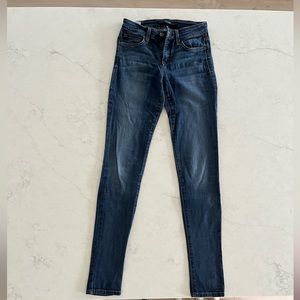 Joe’s jeans mid rise skinny